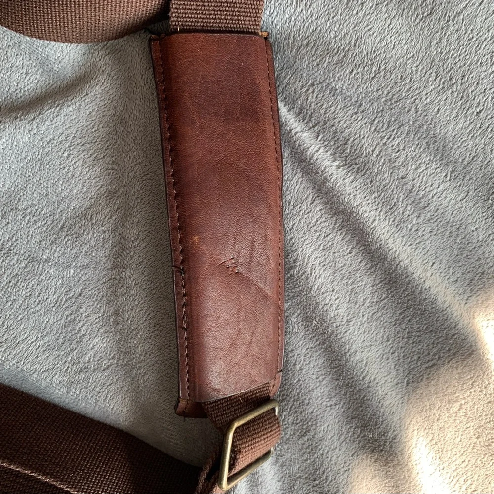 Vintage Duluth‎ Trading Lifetime Brown Leather Travel Messenger Crossbody Bag